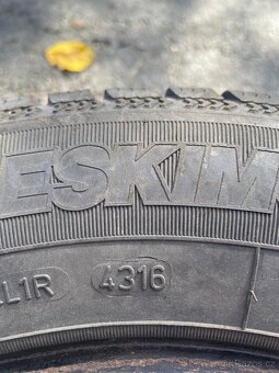 Zimní pneu pár 185/65 r14 - 4