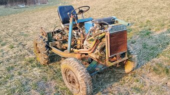 MALOTRAKTOR, DOMADĚL - 4