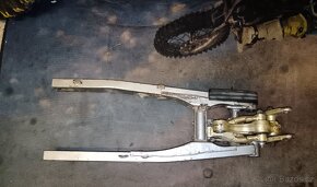 Díly Suzuki RM 80 - 4