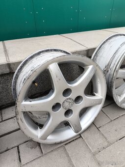 ALU kola Dotz R15 - 4