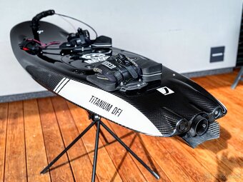 Jetsurf Titanium DFi 2023 - 18 mth - 4