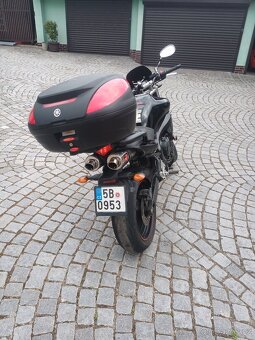 Yamaha FZ6 N S2 - 4