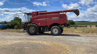 Kombajn Case IH 8010 Axial Flow + lišta BISO CropRanger 7,5 - 4
