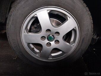 Alu kola 5x100 r14 fabie - 4
