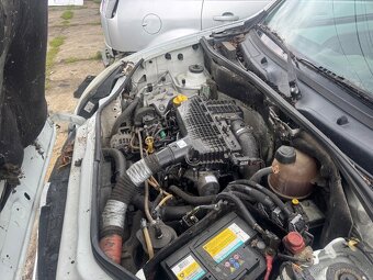 RENAULT KANGOO 2 na náhradní díly ND - 4