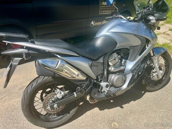 Honda Transalp 700 ABS - 4