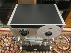 kotoučový magnetofon AKAI GX-635D v racku - 4