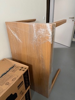 Prodej jídelního stolu dub , cena dohodou - 4