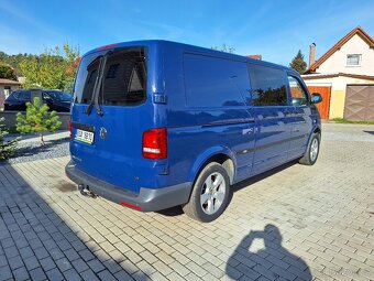 VW T5 LONG 2.0TDi 103kW 2013 5MÍST KLIMA KŮŽE - 4