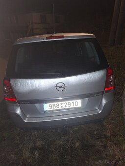 Opel Zafira - 4