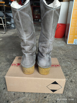 Dámské kožené kozačky vel. 39 - 4