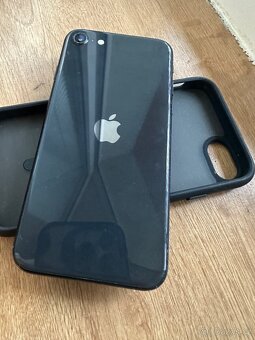 Apple iPhone SE 2020 64GB Nová baterie - 4