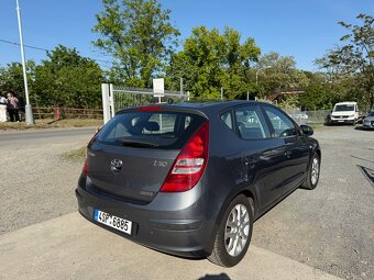 Hyundai I30 1.6 CRDI automat kůže - 4