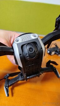 Dron - 4