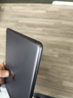 Apple iPad 7. generace 32GB Wi-Fi (A2197) – Space Gray - 4
