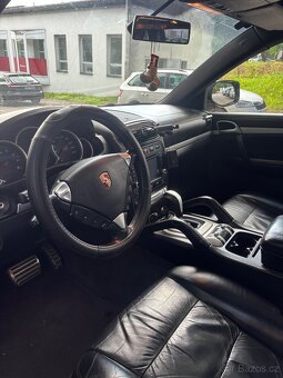 PORSCHE CAYNNE S - 4