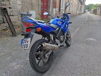 Honda CBR 125R (2004) - 4
