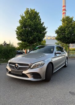 Mercedes-Benz C300d 180kw AMG Line,360°,Panorama,Burmester - 4