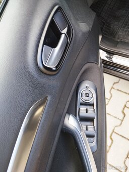 Prodám Ford Mondeo 2,0 TDCi - 4