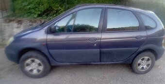 Renault Megane Scenic RX4 - 4