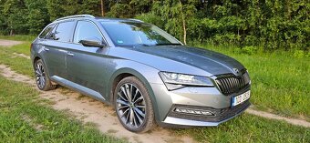 Škoda Superb 3 Combi iV 1.4 TSI 115kW DSG Laurin&Klement - 4