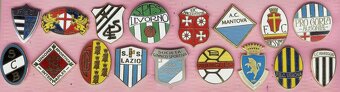 Soubor fotbal odznaků z Itálie - 4