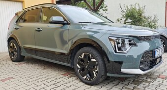 Kia e-niro 64,8 khw 150 Kw model 2023 původ ČR +DPH - 4