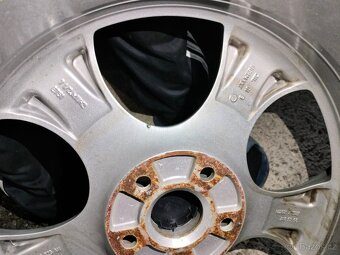 4ks alu disky orig. VW 5x112 r18 pneu 225/40 r18 - 4