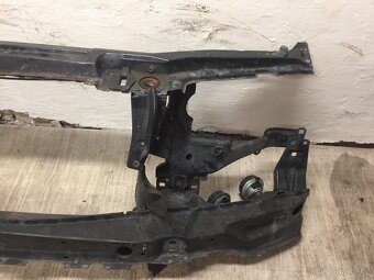 BMW E53 X5 2000-2006 - CHLADIČOVÁ STĚNA - 4