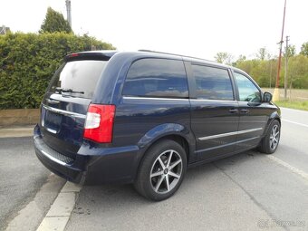 Chrysler Town & Country 3.6 RT LPG NAVI DVD 2013 - 4