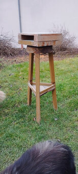 Dřevěný otočný stojan / Sochařský pracovní stolek - 4