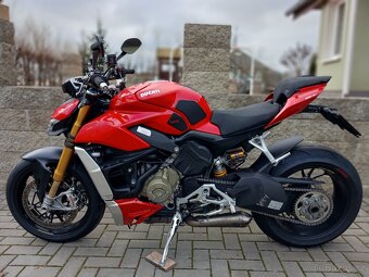DUCATI STREETFIGHTER V4S - 4