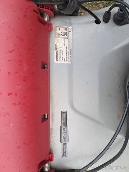 Motorová sekačka se starterem. - 4