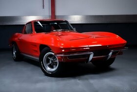 Corvette C2 Sting Ray Coupé - 4