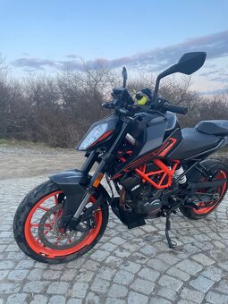 KTM DUKE 125 2021 - 4