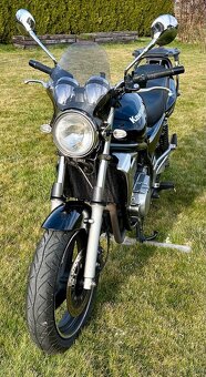 Kawasaki ER-5 - 4