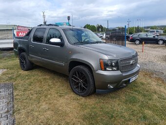 Chevrolet Avalanche - 4