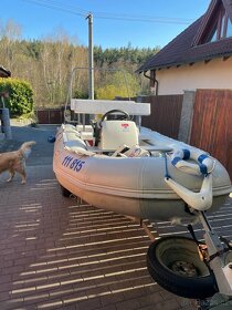 Motorový člun Adventure M-400 + přívěsný vozík - 4