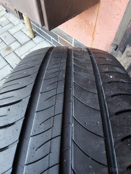 Letní pneu 215/60/16 Michelin - 4