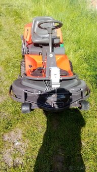 Zahradní traktor rider Husqvarna - 4