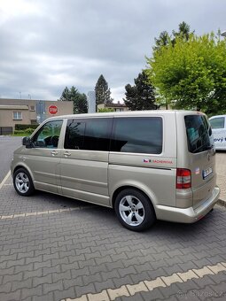 VW Multivan T5,2,5 TDI,128kW,7 míst,1.majitel - 4