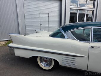 CADILLAC DEVILLE COUPE SERIES 62 1958 - 4