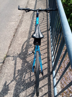 Gravel Author Aura XR2 - 4