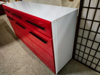 Komoda červený lesk - 4