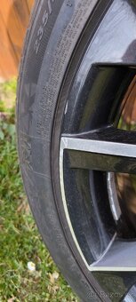 Škoda Superb 3 originální ALU Vega "19" + zimní pneu Nexen - 4