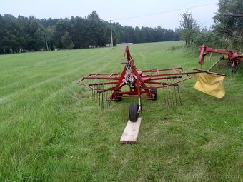 prodám nesený shrnovač sena Pottinger 321 U - 4