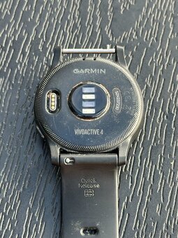 Chytré hodinky Garmin Vivoactive 4 černé - 4