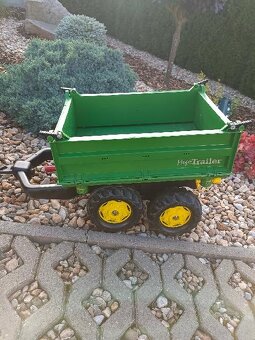 Šlapací traktor John Deere 700028 + vůz - 4