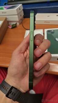 Apple iPhone 13 128GB Green,skvělý stav,baterie88%,zár.12mes - 4