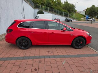 Opel Astra Sports Tourer 2.0CDTI, 121kW - 4